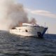 «Мечта» в огне: как яхта за миллион долларов сгорела дотла на Волге. Фото, видео