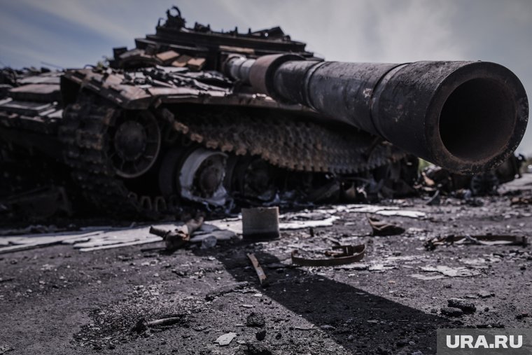 По Польше возили выставки подбитой техники с неизвлеченными боеприпасами 