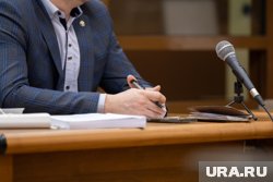 Глава Пыть-Яха Сергей Елишев раскрыл подробности увольнения скандальной подчиненной