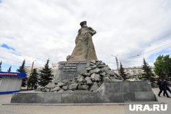 На Привокзальной площади продолжается благоустройство
