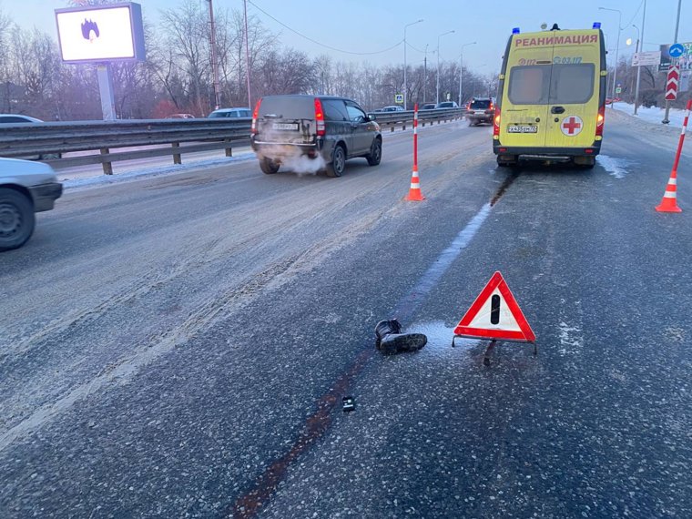 Пешеход внезапно появился на дороге