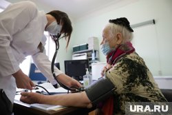 В ЦРБ сельских районов дефицит врачей достигает 50%