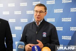 Якушев в День города пожелал тюменцам долгой и счастливой жизни