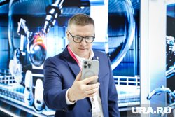 Губернатор Алексей Текслер возглавил делегацию Челябинской области на ПМЭФ