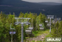 При обрыве канатной дороги травмы получили 10 человек
