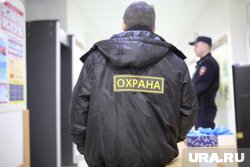 У избитого охранника закрытый перелом носа и ссадины