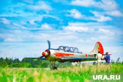 Причиной падения самолета Як-52 послужил отказ двигателя (архивное фото)