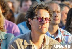 Стас Ярушин прилетел в Екатеринбург со своим шоу «МУЗLOFT»  