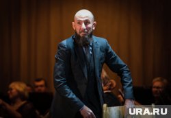 Кехман в разное время возглавлял три театра