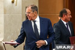 Лавров заявил, что Украина должна была придерживаться собственных интересов