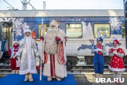 Поезд Деда Мороза не приедет в ХМАО из-за юбилея БАМа