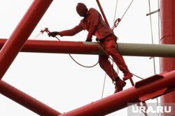 Свой праздник отмечают промышленные альпинисты
