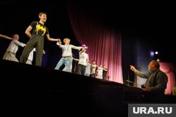 Отмена спектаклей была неожиданной, заявил Маковецкий