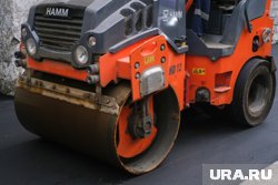 Часть предназначена для ремонта и обслуживания улично-дорожной сети в летний период, часть - для зимнего содержания