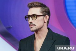 Билан стал наставником для вокалистки из Кургана