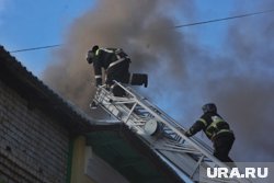 В Шадринске произошел пожар в двухэтажном доме