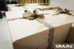 В подарке властей ХМАО для ветеранов оказались местные деликатесы и плед
