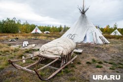 Сейчас вся семья доставлена вертолетом в Яр-Сале