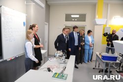 Сергей Кравцов посетил передовую школу в Челябинске