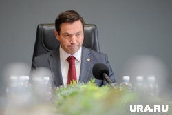 Лошкин потребовал закончить ремонт фонтана до наступления холодов