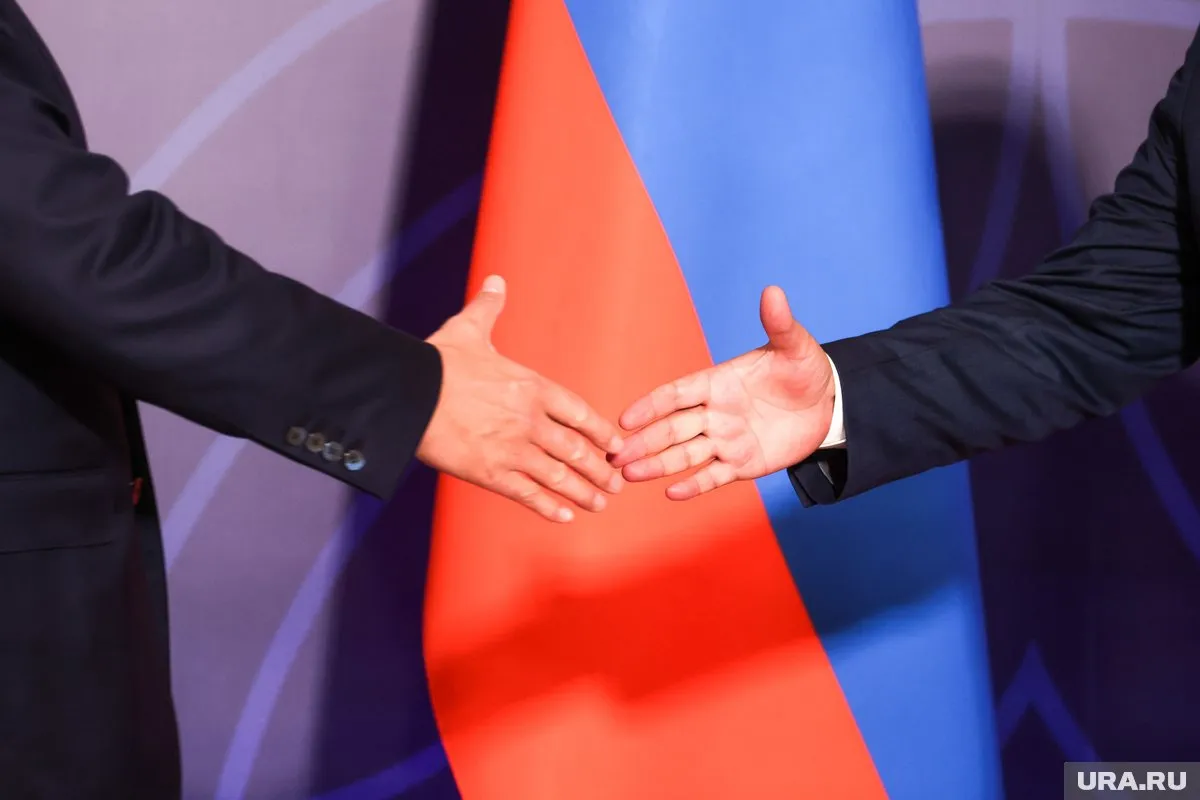 Украина не готова к переговорам, заявил Полищук