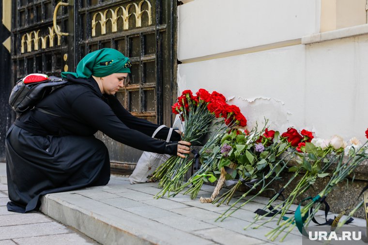 В Тебризе тысячи жителей собрались на улицах Ирана, чтобы проститься с Эбрахимом Раиси 