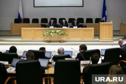 Места в гордуме Тюмени освободились после того как двое единороссов сложили мандаты и уехали в ХМАО