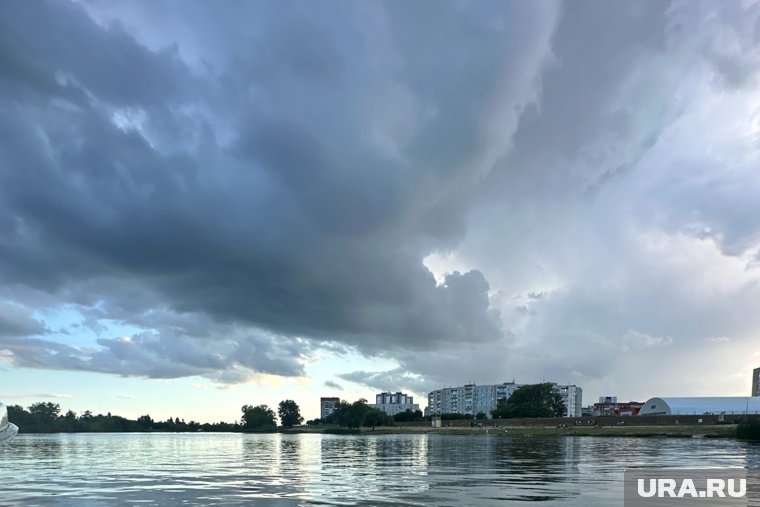 Погода в Кургане в октябре ожидается теплой, но пасмурной