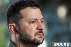 Зеленский растерял поддержку сторонников из-за нового закона