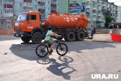 Мальчик возвращался с прогулки 