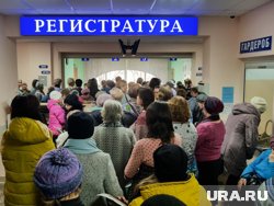 При этом с 1 сентября поток посетителей и очередь уменьшились в два раза