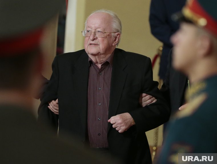 18 октября 1994 г. Геращенко был отправлен в отставку после «черного вторника» 11 октября 1994 г