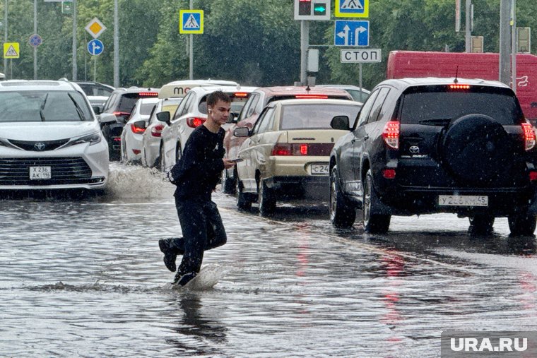 Челябинцам пообещали ливень 4 июля