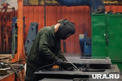 Вернувшимся после армии работникам КМЗ готовы платить единоразовое пособие