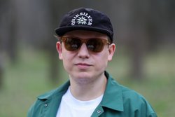 Режиссер, работавший с Аглаей Тарасовой, назвал недоразумением ее задержание за наркотики
