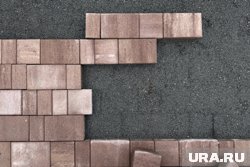 Новая плитка появляется на набережной Кургана (архивное фото)