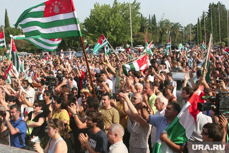Независимость Абхазии признана пятью государствами—членами ООН, включая Россию.