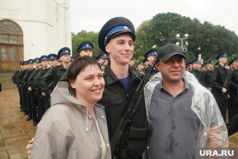 Для военных главное — служба и надежный тыл дома