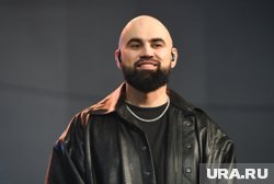 Особняк музыканта Artik разваливается
