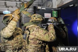 В ходе обыска у женщины был изъят мобильный телефон