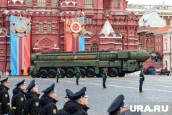 Парад начался в 10:00 по московскому времени
