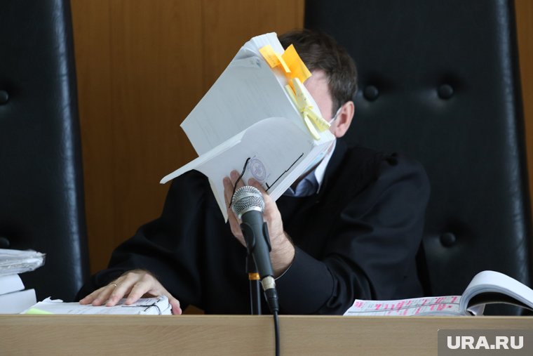 Раенгулову не должны были разрешать уходить в отставку