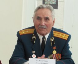 Степан Колесниченко после войны продолжил службу, дослужившись до звания полковника
