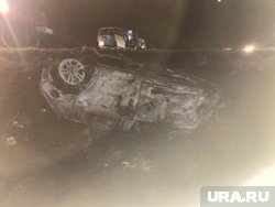 Машина от удала загорелась