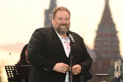 Станислав не комментирует личное