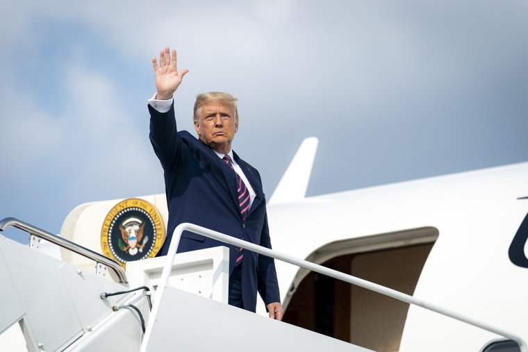 Трамп и Путин встретятся в 22:00 по мск