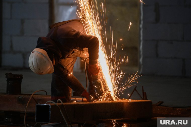 Аванс подрядчика на строительство школы в Ноябрьске вырос до 90%. 