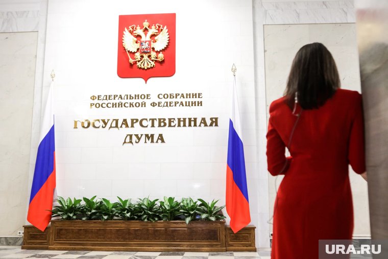 Депутаты решают проблему обучения детей на длительном лечении