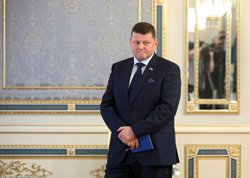Залужный является фаворитом среди кандидатов на пост президента Украины, считают аналитики 