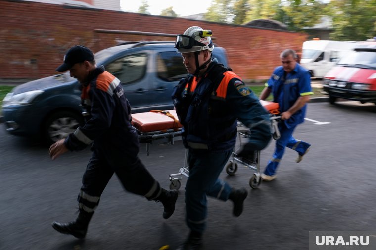 Медики госпитализировали пострадавших